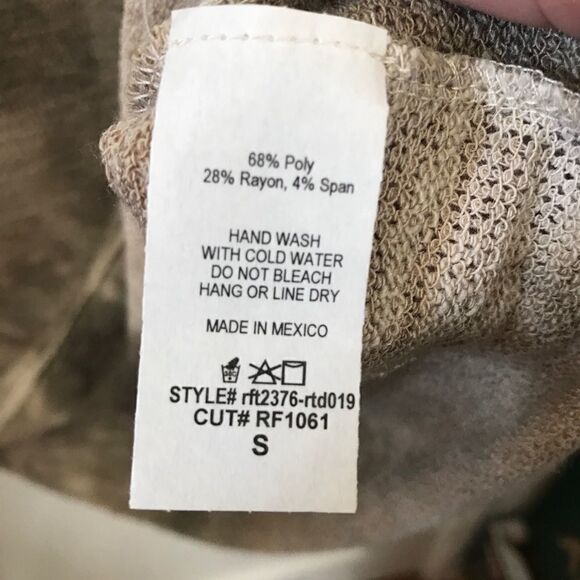 NWOT Riah Fashion Round Neck Puff Sleeve Top - Picture 3 of 7